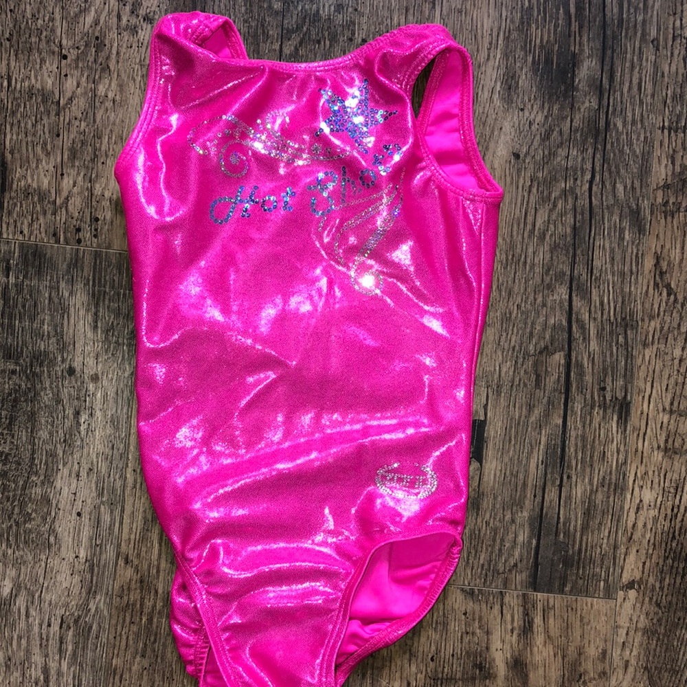 Girls Hot Shots gymnastics Leo